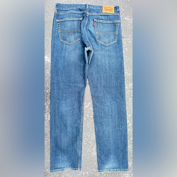 Levi’s 505 Regular Fit Straight Leg Jeans 34x34 EUC - Picture 1 of 3